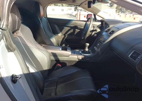 2008 Aston Martin V8 Vantage z USA, uszkodzony, nr VIN SCFBB04B78GD09017